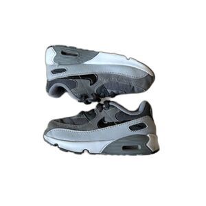 Nike Air Max 90  Grey/Black Boys  size 8c